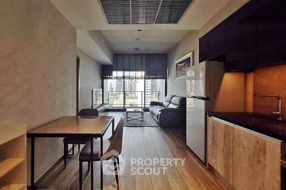 รูป ราคาน่าสนใจ ห้องนอนเดียว ชั้นสูง The Lofts Asoke ใกล้ MRT เพชรบุรี (ID 2746124) - รูปที่ 1/7
