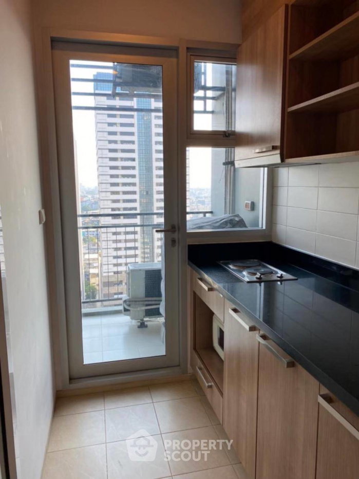 รูป ใกล้ BTS กรุงธนบุรี 90 ม. คอนโด 1 ห้องนอน ชั้น 21 ขาย Hive Sathorn (ID 1393883) - รูปที่ 3/6