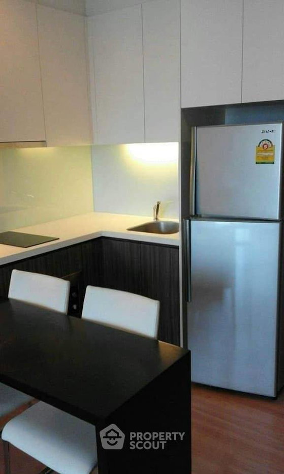 รูป คอนโด 1 ห้องนอน โครงการ Urbano Absolute ใกล้ BTS กรุงธนบุรี 400 ม. (ID 2735511) - รูปที่ 2/7