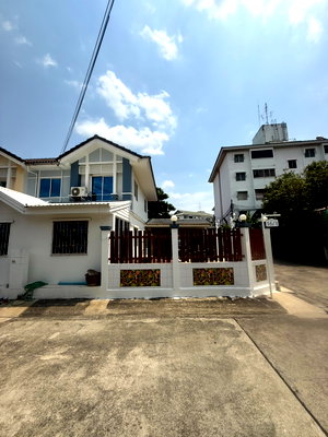 ขายทาวน์โฮม : 🏘️HOT DEAL!!ขายบ้านทาวน์โฮม พฤกษา 28 นนทบุรี | เฟอร์นิเจอร์ครบ พร้อมเข้าอยู่ได้ทันที  |  สนใจ @sacondo