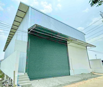 ร่วมสุข เลียบคลองประปา ทางด่วนศรีรัช 1.5กม.เช่า โกดัง 100 ตร.ว. 300 ตร.ม..สนามบินดอนเมือง