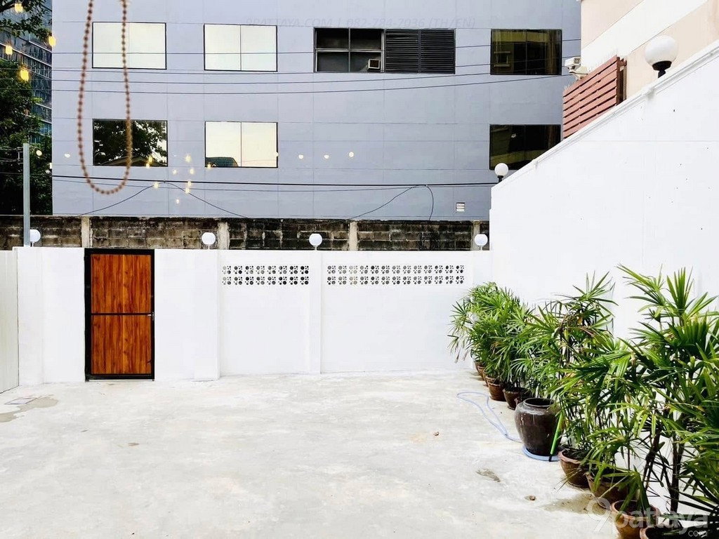 รูป  ให้เช่า | บ้านสร้างใหม่ ทำเลทอง สาทร 17 - รูปที่ 6/10