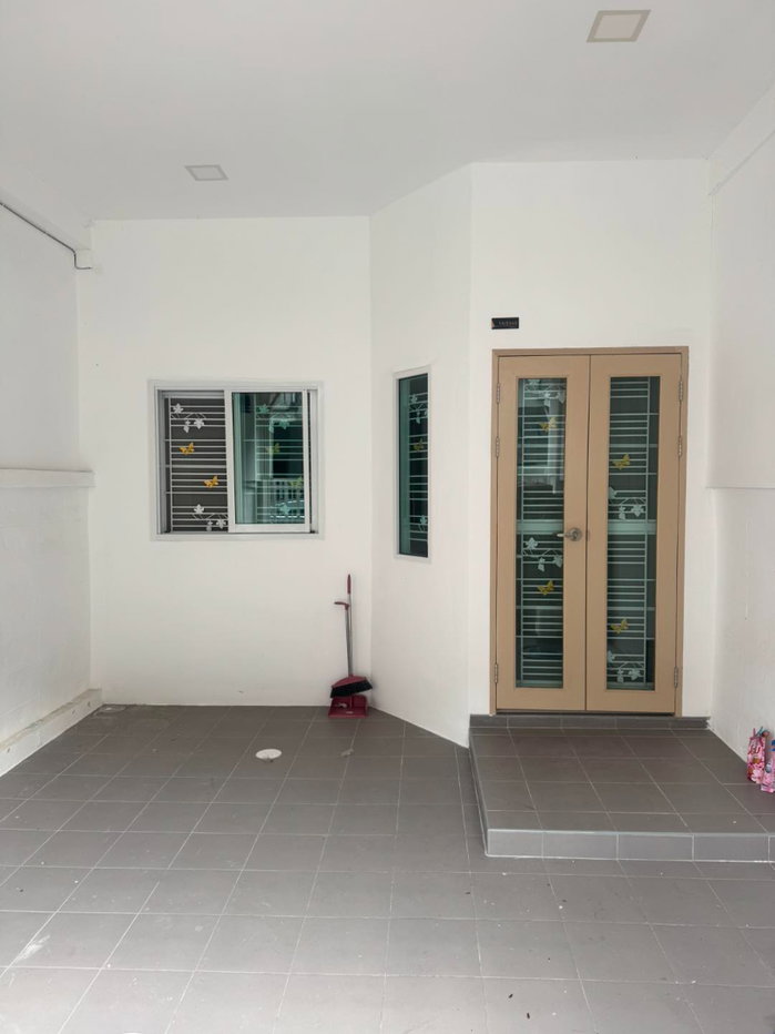 picture ✅ 2-Storey Townhouse, Great Price with Free Transfer, Prime Kanchanaphisek Location Near MRT Khlong Bang Phai ✅ Bua Thong Thani Park  - 8/23