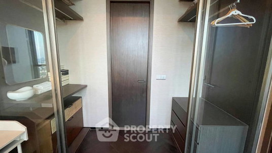 คอนโด 1 ห้องนอน ชั้น 30 ขนาด 38 ตร.ม. The Esse Sukhumvit 36 ใกล้ BTS ทองหล่อ 70 ม. (ID 2737186)