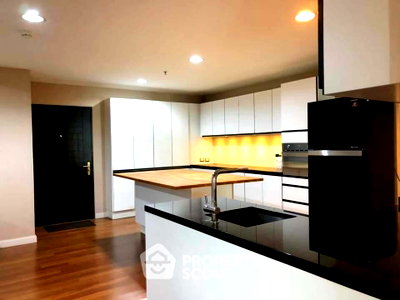 Condos for sale : 2-BR 77 Sqm On 15th Floor At Belle Grand Rama 9, MRT Phra Ram 9 (ID 2743983)