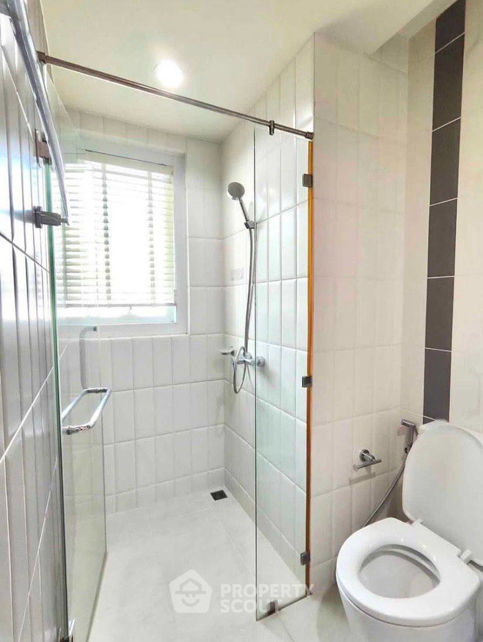 picture Well-Priced 3-BR 130 Sqm, 28th Floor at Circle Condominium | MRT Phetchaburi (ID 2737857) - 11/13