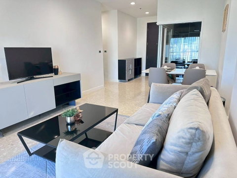คอนโด 2 ห้องนอน The Crest Sukhumvit 34 ใกล้ BTS ทองหล่อ 200 ม. (ID 2746241)