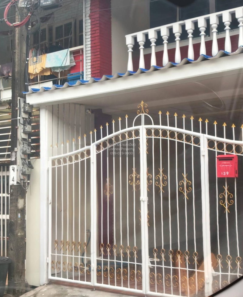 Townhouses for sale : For Sale Townhouse/Townhome  , Chat Kaeo Bang Kapi Village , MRT-Bangkapi , Khlong Chan , Bang Kapi , Bangkok , CX-149570 ✅ Live chat with us ADD LINE @connexproperty ✅