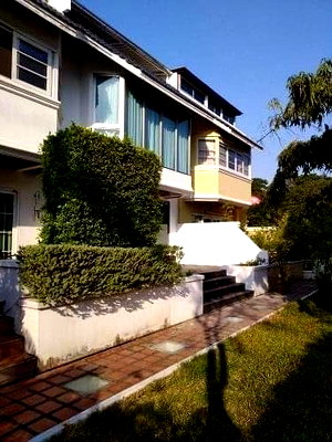 Townhouses for rent J Avenue Thonglor : LTHC6054 – Townhouse in Compound FOR RENT in Thonglor 3 beds 3 baths size 340 Sq.M. Nearly BTS Thonglor station ONLY 89k/Month