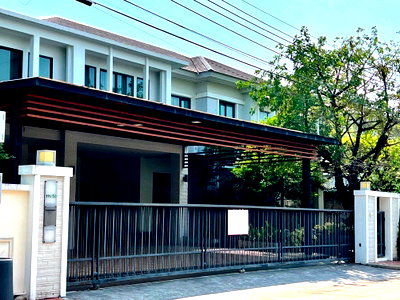 Houses for sale Mahamakut Buddhist University : LTH5877 – House FOR SALE in Latkrabang 5 beds 4 baths size 425 Sq.M. Nearby ARL Latkrabang station ONLY 25 MB