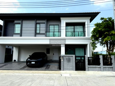 บ้านเดี่ยวให้เช่า : เช่าบ้าน  บริทาเนีย บางนา - ศรีวารี ศีรษะจรเข้ใหญ่ บางเสาธง สมุทรปราการ CX-149257 ✅ ทักไลน์ @connexproperty ตอบทันที ทีมงานมืออาชีพ ✅
