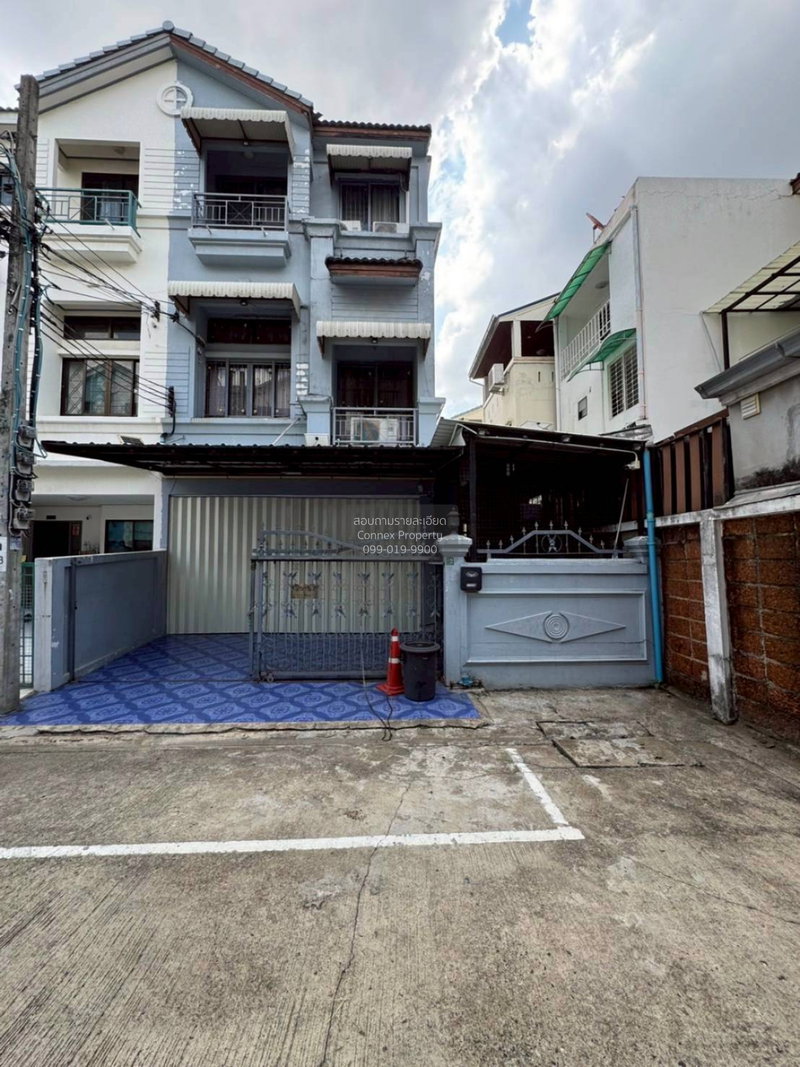 Townhouses for sale : For Sale Townhouse/Townhome  , Baan Klang Muang Ratchada - Mengjai 1 , Wang Thong Lang , Wang Thong Lang , Bangkok , CX-149438 ✅ Live chat with us ADD LINE @connexproperty ✅