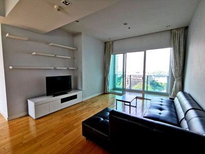 คอนโดให้เช่า : LTH5821 – Condo FOR RENT in Asoke area 2 +1 beds 2 baths Size 128 Sq.M. nearby BTS Asoke Station ONLY 65k/Month
