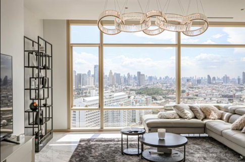 Four Season. 1bed 116sqm.River view. Line id: @pfagent