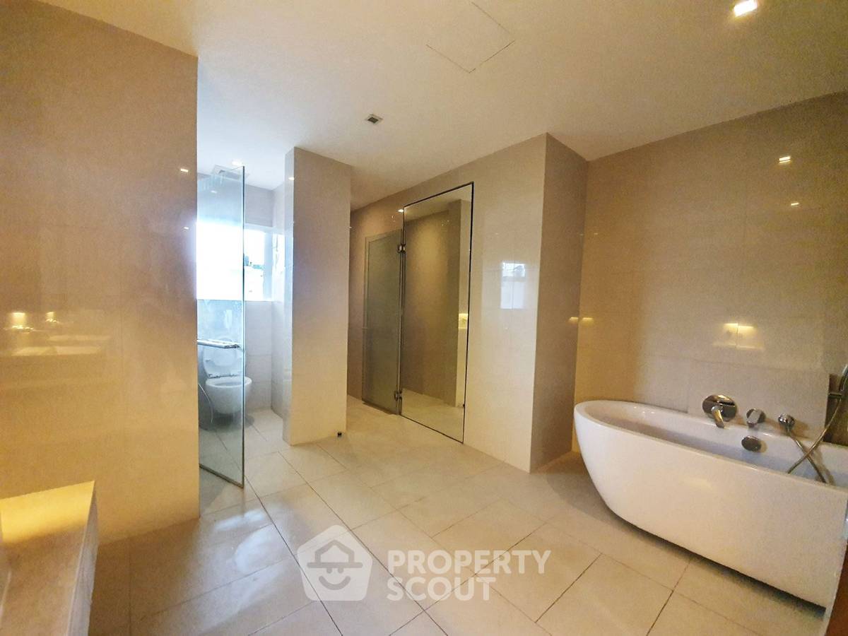รูป คอนโด 3 ห้องนอน 370 ตร.ม. ขาย บานลักซ์ สาทร ใกล้ MRT คลองเตย (ID 2751700) - รูปที่ 10/20
