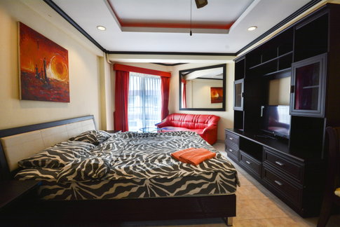 Studio Condo for Rent at Jomtien Beach Condominium in Pattaya