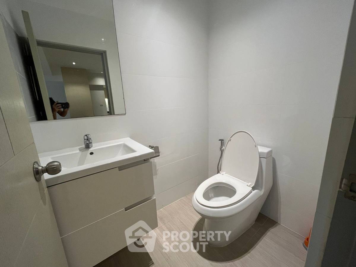 รูป คอนโด 2 ห้องนอน 160 ตร.ม. เพ็ ตเฟรนด์ลี่ ที่ Villa Bajaj ใกล้ MRT สุขุมวิท 300 ม. (ID 2074414) - รูปที่ 28/31