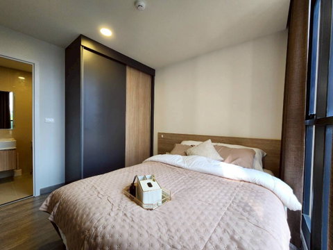 ขายคอนโด 2 ห้องนอน ทำเลสาทร – เจริญนคร ใกล้ ICON SIAM พื้นที่กว้าง พร้อมอยู่