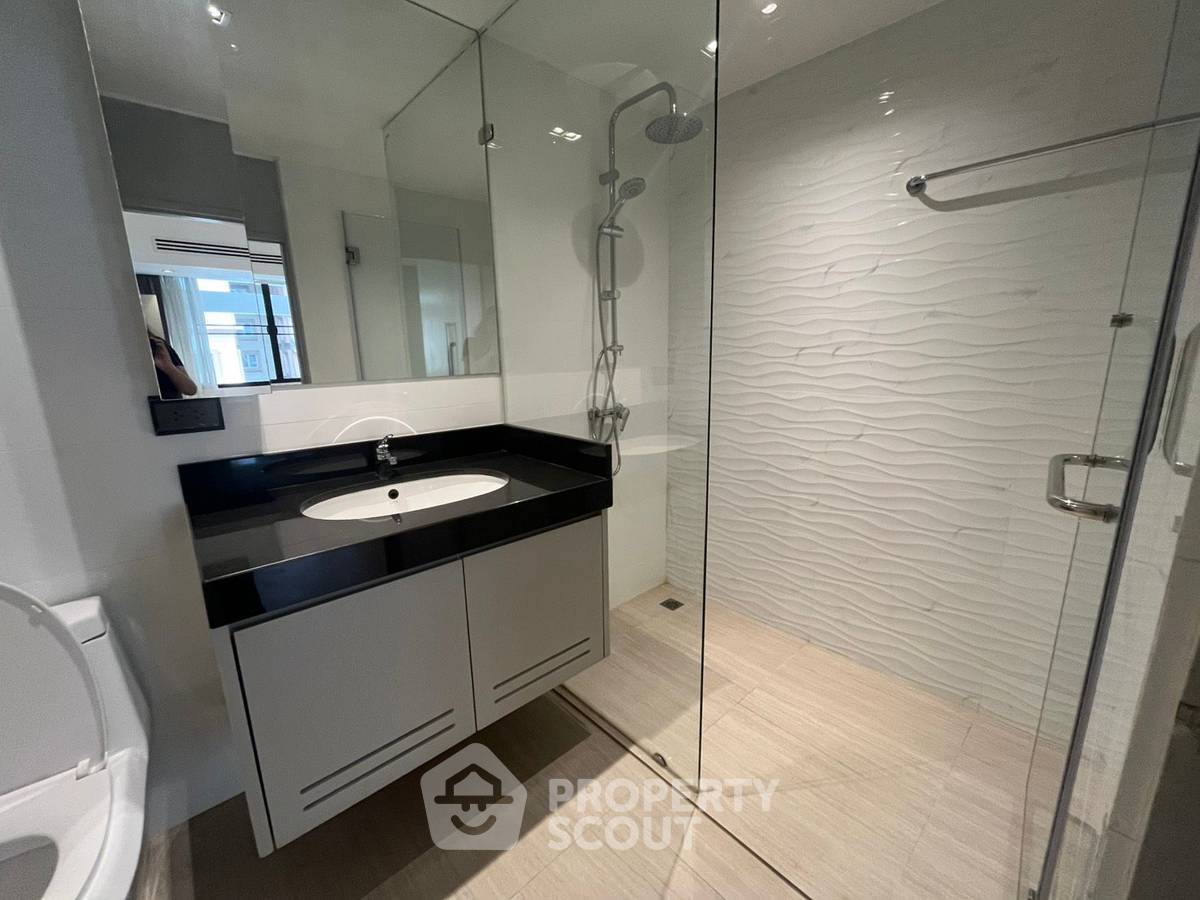 รูป คอนโด 2 ห้องนอน 160 ตร.ม. เพ็ ตเฟรนด์ลี่ ที่ Villa Bajaj ใกล้ MRT สุขุมวิท 300 ม. (ID 2074414) - รูปที่ 13/31