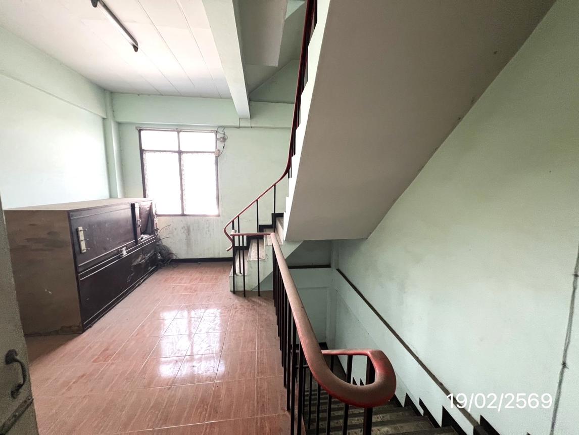 รูป อาคารพาณิชย์ 24 ตร.วา ศรีราชา ชลบุรี 2.7M - รูปที่ 27/37