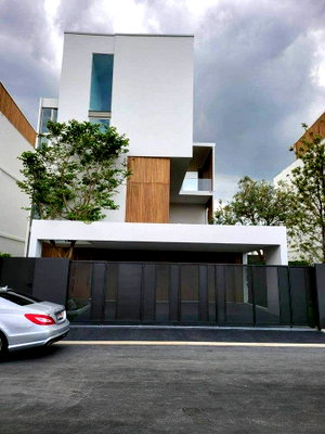 Houses for rent บางลำภู(บางลำภู) : LTH6488 – Single House FOR RENT in RAMA9 3 beds 4 baths 324 Sq.M. Near BTS On Nut Station ONLY 300k/month