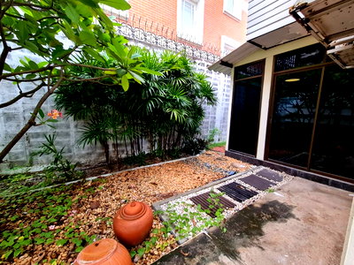 บ้านเดี่ยว เขตสาทร : LTHC6314 – House in Suanplu FOR SALE 3 beds 3 baths Size 200 sq.m. near BTS Chong Nonsi station ONLY 57 MB