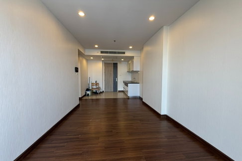 🔥SELL AT LOSS ! nice view, Supalai Lite Sathorn Charoenrat, 1 bedroom, 1 bathroom, North Facing, high floor 18+ !! Code C20221203128 Partly Furnished 