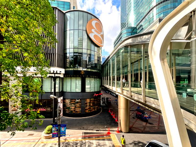 Office for rent Srinakharinwirot University Prasanmit Campus : Find office space in Regus Gaysorn Plaza for 2 employees with everything taken care of