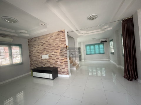 For Sale House , Baan Penporn 2 , wide frontage , newly renovated , Thung Khu , Thung Khu , Bangkok , CX-145032 ✅ Live chat with us ADD LINE @connexproperty ✅