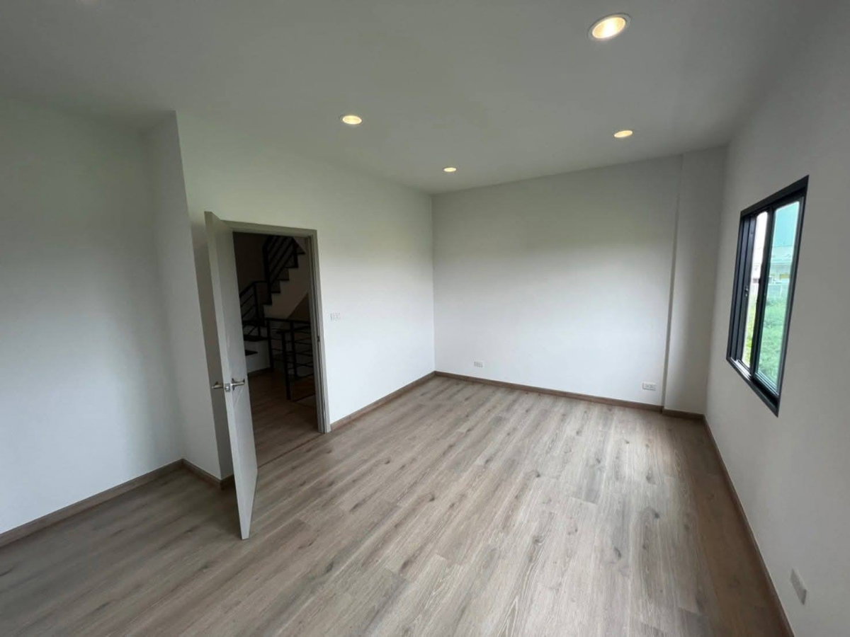 รูป OP02083 - Premium Place Phaholyothin - Ramintra : MRT Ramintra - รูปที่ 8/16