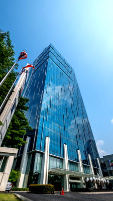 Office for rent Srinakharinwirot University Prasanmit Campus : Find office space in Regus AIA Capital Center for 2 employees with everything taken care of