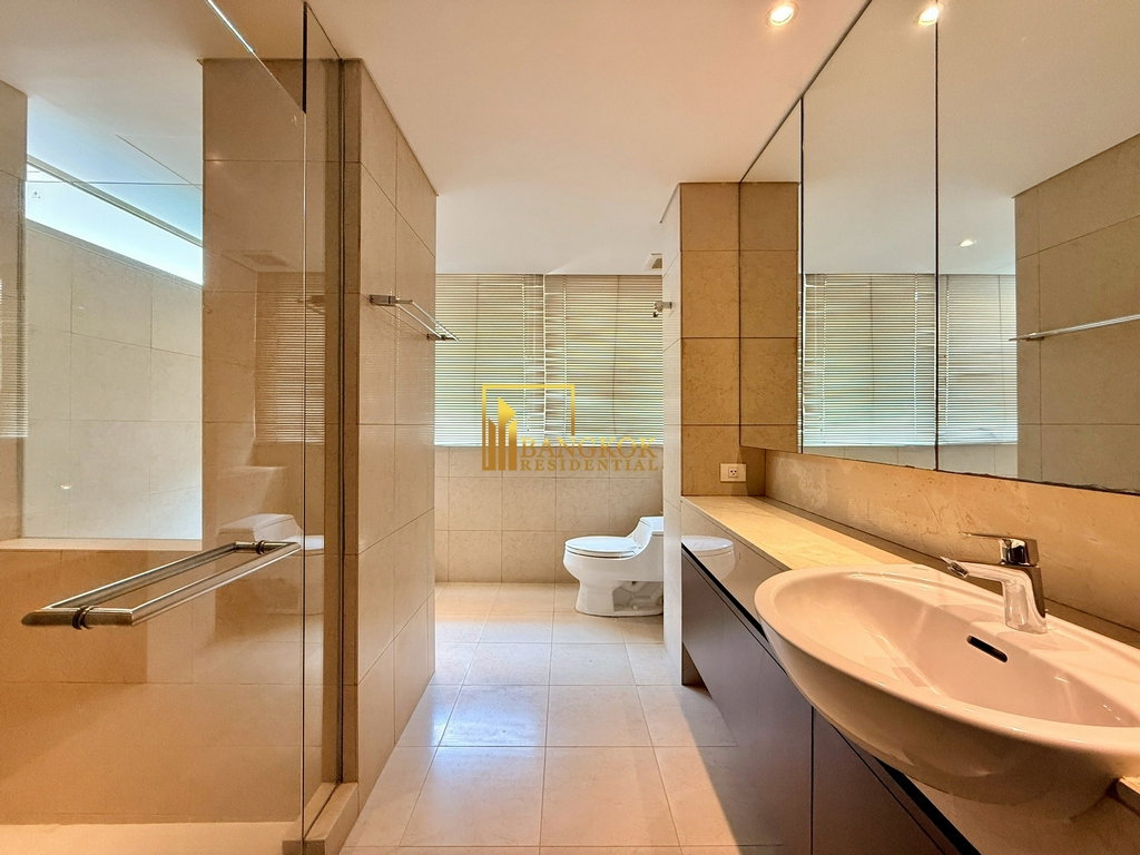 รูป Spacious 3 Bedroom Apartment With Large Private Terrace - BR0640AP - รูปที่ 18/40