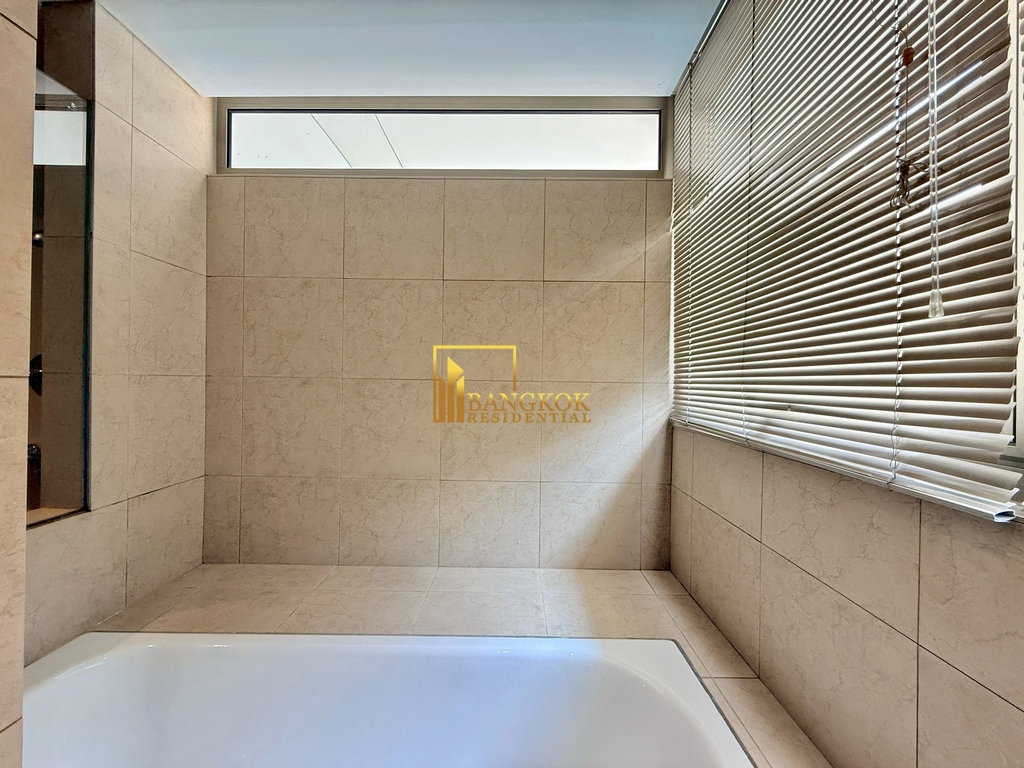 รูป Spacious 3 Bedroom Apartment With Large Private Terrace - BR0640AP - รูปที่ 20/40