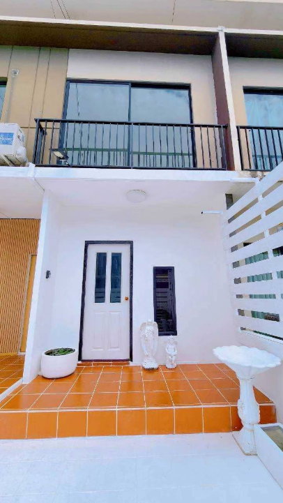 รูป 🏡✨ ทาวน์โฮม 2 ชั้น รีโนเวทใหม่ ทำเลวงแหวน–รามอินทรา เดินทางสะดวก พร้อมอยู่ ✨🏡 - รูปที่ 3/18