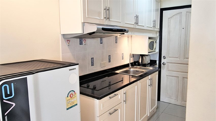 picture Studio Condo for Rent at Jomtien Beach Condominium in Pattaya - 7/14