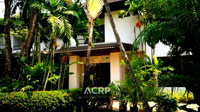 บ้านเดี่ยวให้เช่า : บ้านเดี่ยวให้เช่า พร้อมสวนส่วนตัว | 3 ห้องนอน 4 ห้องน้ำ | ขนาดที่ดิน 128 ตร.ว.