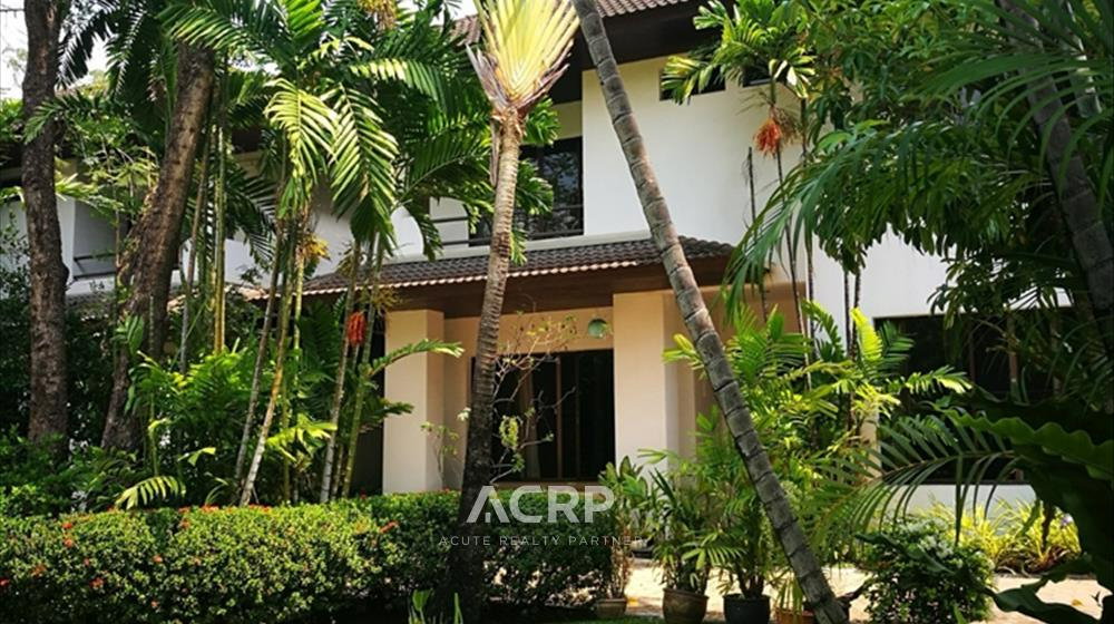 picture Exclusive Private House for Rent | 3 Bed 4 Bath | 128 Sq.w. - 1/5