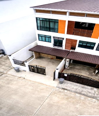 เช่าทาวน์โฮม ถนนบางแค : ให้เช่าทาวน์โฮม 3 ชั้น 3 นอน 3 น้ำ ใกล้เดอะมอลล์ บางแค 2.8 กม. 25 ตร.ว. 300 ตร.ม สาทร ตลาดกัลปพฤกษ์
