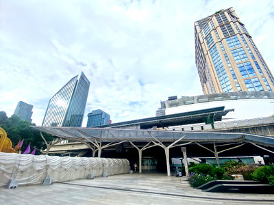 Office for rent Srinakharinwirot University Prasanmit Campus : All-inclusive access to professional office space for 2 employees in Regus Bhiraj Tower