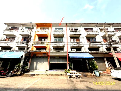 Shophouses for sale Pathumthani : SHOP HOUSE 16 Sq.w. Thanyaburi Pathumthani for 1.6M