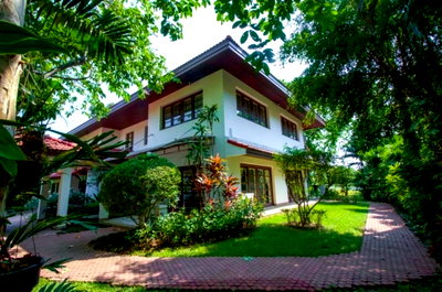 Houses for rent Samut Prakarn : LTHC6532 – House FOR RENT in Bang Na 3 beds 4 baths 750 sq.M.Near BTS Bang Na station ONLY 150k/month