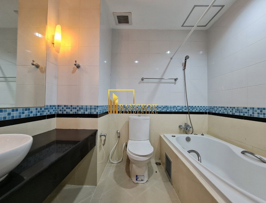 รูป Citi Smart | Modern 2 Bedroom Condo in Central Asoke Location - BR17614CD - รูปที่ 13/31