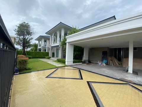 LTHC7063 – Single House FOR SALE at Sukhumvit 77 4 beds 4 baths 380 sq.M. Near BTS Onnut station ONLY 49 MB