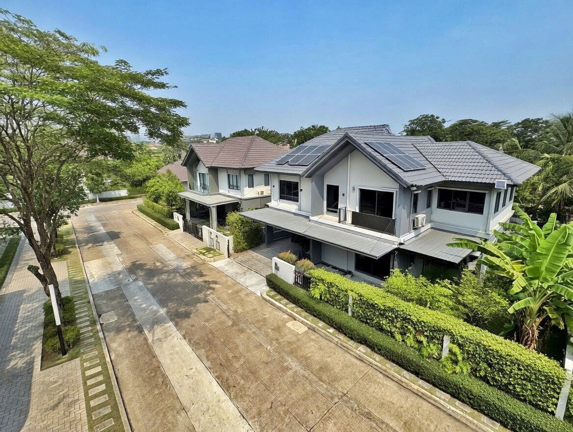 รูป ขายขาดทุนกว่าล้าน! บ้านเดี่ยว Venue Flow แจ้งวัฒนะ หลังใหญ่ 74 ตร.ว. ตำแหน่ง Rare Item วิวสวนส่วนกลางหน้าบ้าน (ไม่ชนใคร) 5 นอน สภาพใหม่พร้อมอยู่ - รูปที่ 2/32