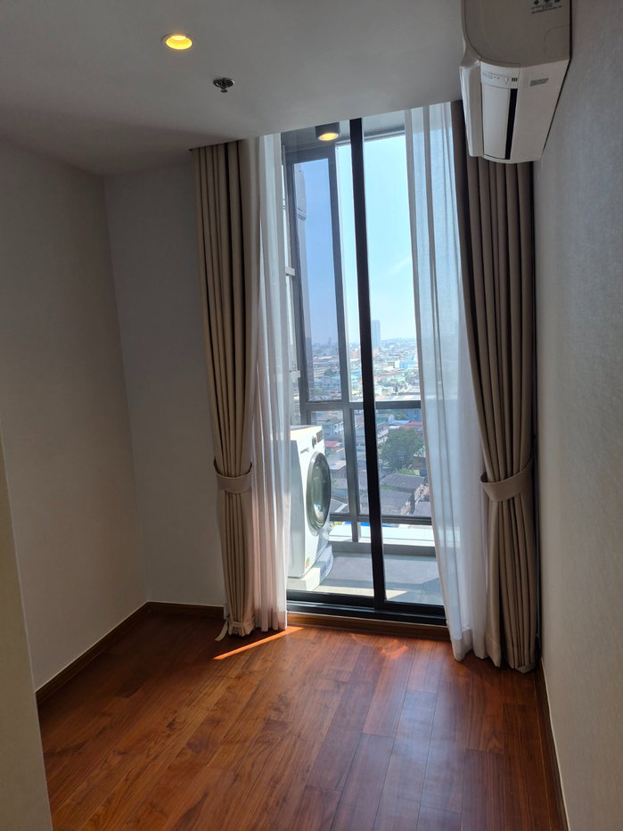 picture For   rent   One Altitude Charoenkrung  🔴🔴 - 4/12