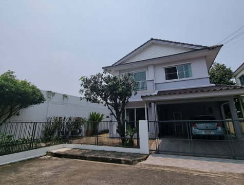 House for Rent at Chaiyapruek Pinklao - Sathorn (D6808089)