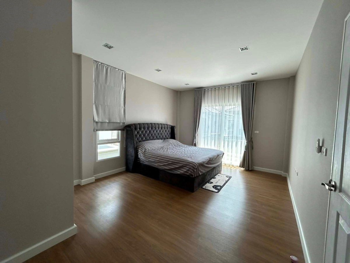 picture Grandio Phetkasem 81 for rent ready to move in - 10/18