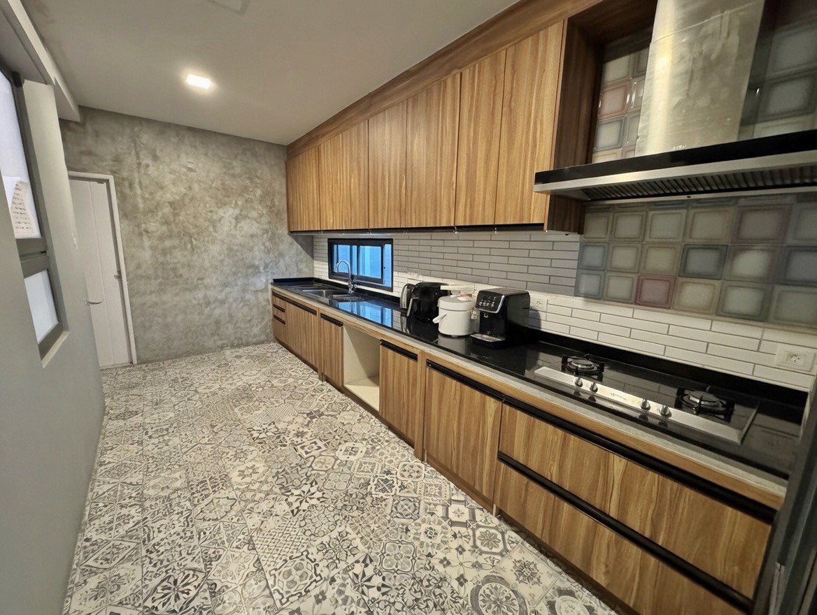 รูป ขายขาดทุนกว่าล้าน! บ้านเดี่ยว Venue Flow แจ้งวัฒนะ หลังใหญ่ 74 ตร.ว. ตำแหน่ง Rare Item วิวสวนส่วนกลางหน้าบ้าน (ไม่ชนใคร) 5 นอน สภาพใหม่พร้อมอยู่ - รูปที่ 10/32