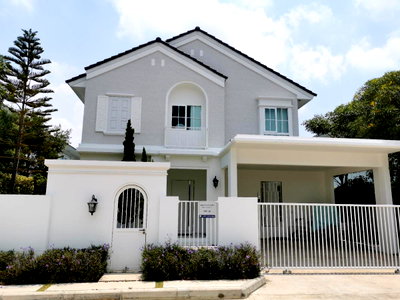 เช่าบ้านเดี่ยว มาร์เก็ต วิลเลจ สุวรรณภูมิ : 🏡 ให้เช่าบ้านเดี่ยว 2 ชั้น โครงการชัยพฤกษ์ บางนา กม.15 บ้านตกแต่งสวย เฟอร์นิเจอร์ครบ พร้อมเข้าอยู่ได้ทันที!