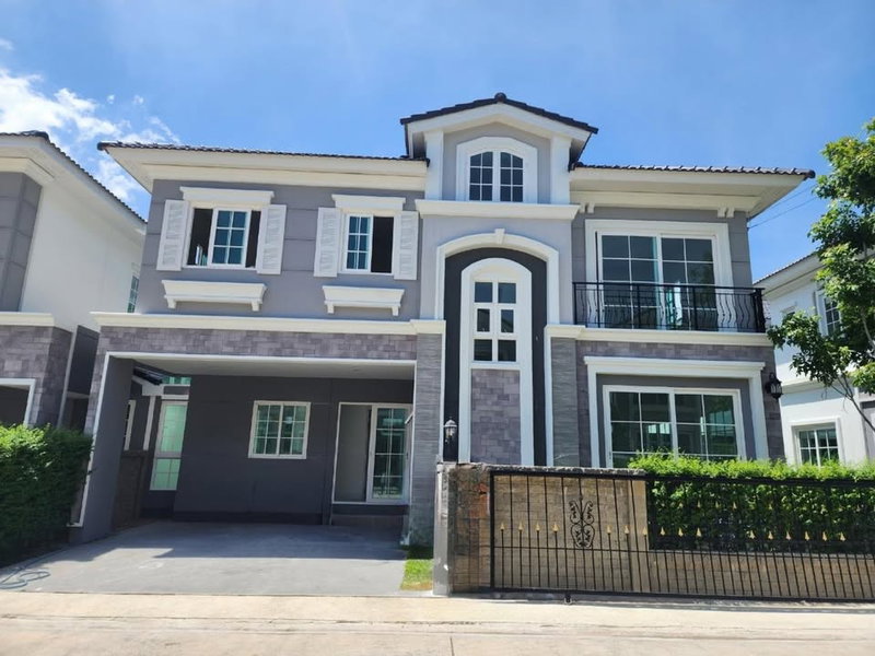 Houses for rent : House for Rent at Gloden Neo Sukhumvit - Lasalle (E6809046)